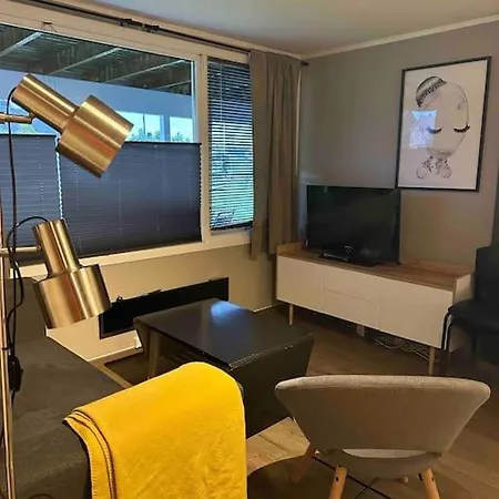 Apartament Koselig Overnatting, Midt I Mellom Sentrum Og Marka Tromsdalen