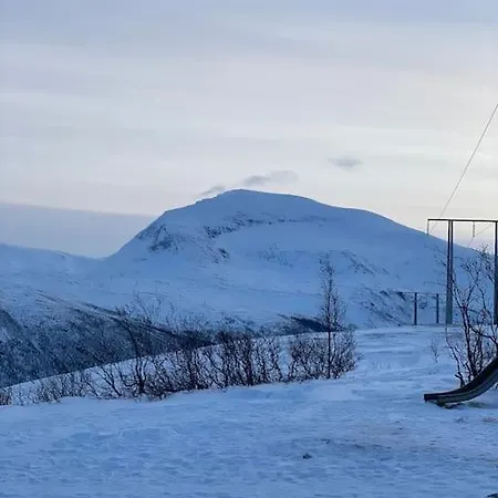 Koselig Overnatting, Midt I Mellom Sentrum Og Marka * Tromsdalen